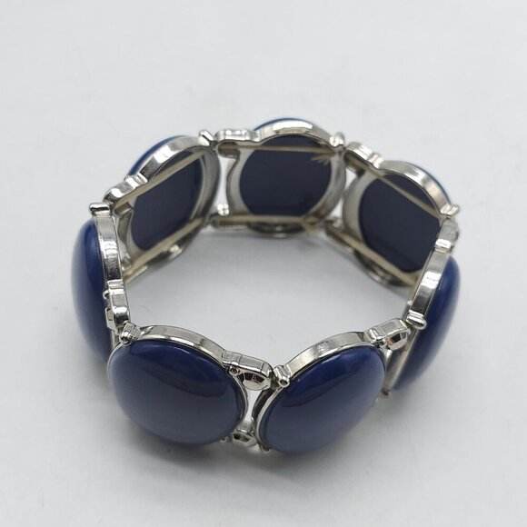 Vintage Style Blue Acrylic Stretch Bracelet With Silver Tone Accents - Picture 4 of 5